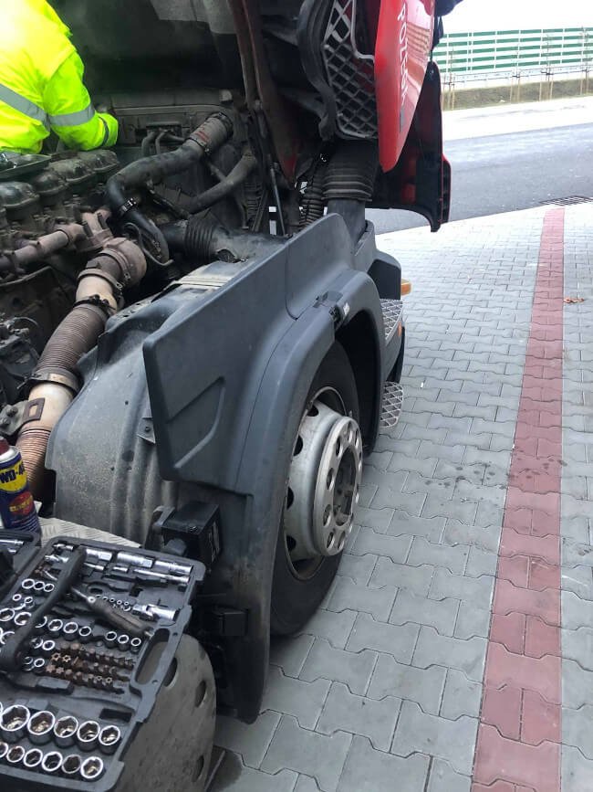 tractor-trailer repair